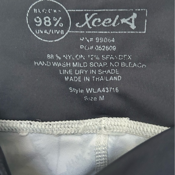 Xcel UV sport pants EUC - Picture 2 of 2